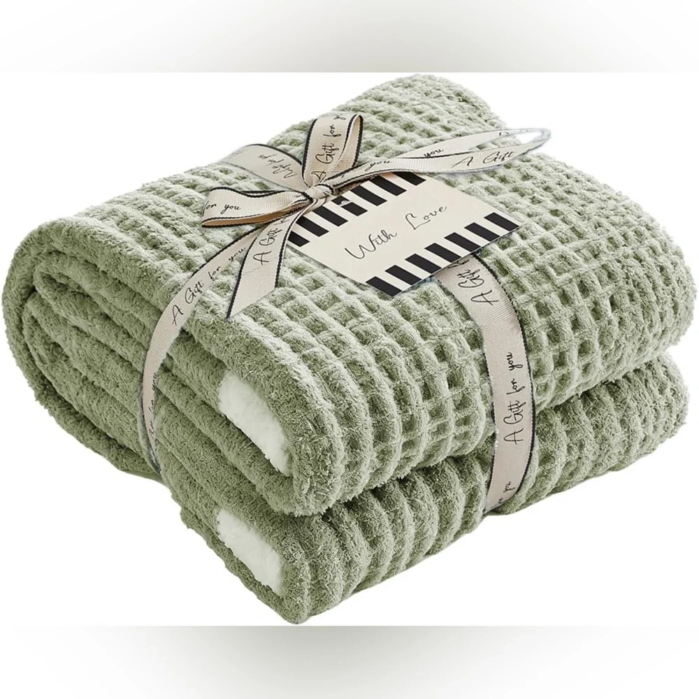 Wrensonge Sage Green‎ Throw Blanket Twin 60x80 Soft Cozy Textured New